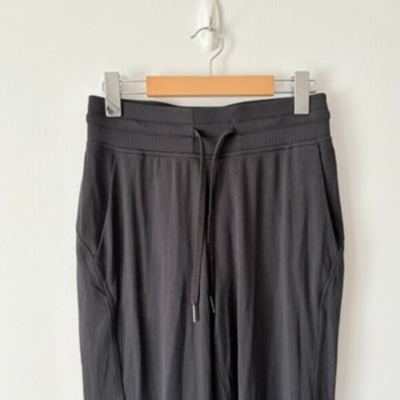Lululemon Ready to Rulu Ribbed High-Rise Cropped Jogger Black Size 4 - Picture 6 of 7